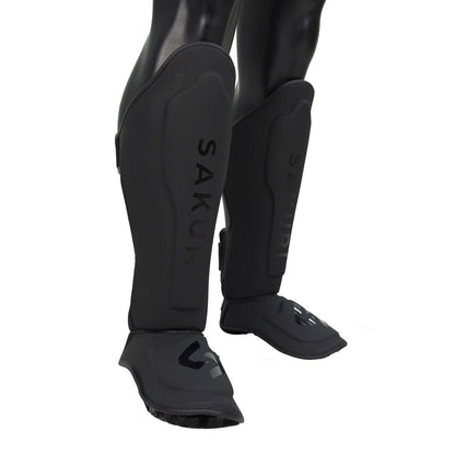 SAKURI Shin Guards Black